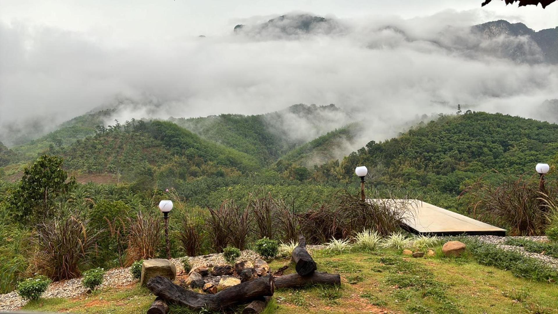 Camping Phutajoy Khaosok แคมป์ปิ้งภูตาจ้อยเขาศก Ban Thung Lang Tham Екстер'єр фото